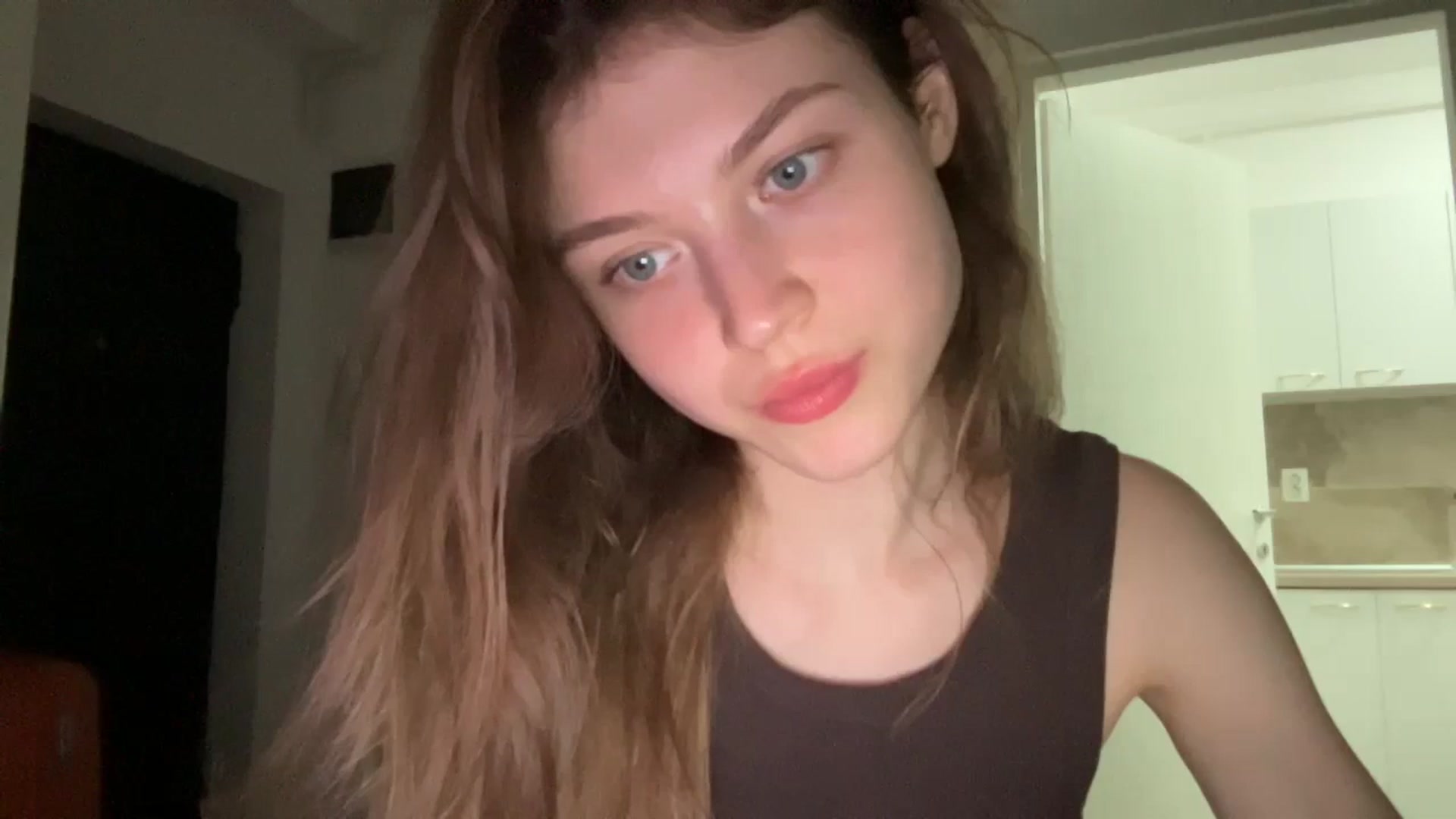 Gallery image thumbnail from Coconut_dream's myfreecams stream on, 06/12/2024, 18:41 image 18 of 20