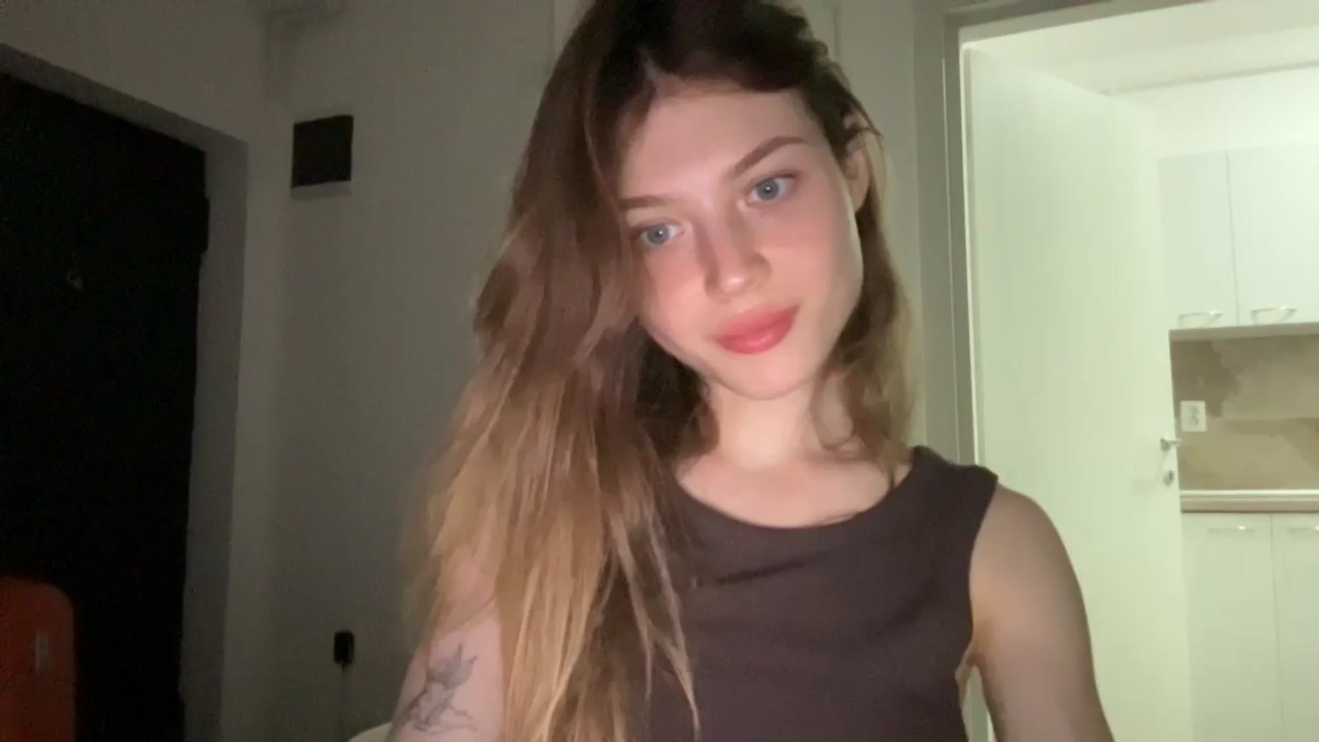 Gallery image thumbnail from Coconut_dream's myfreecams stream on, 06/12/2024, 18:41 image 17 of 20