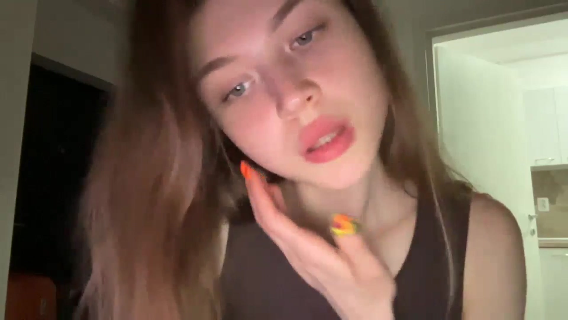 Gallery image thumbnail from Coconut_dream's myfreecams stream on, 06/12/2024, 18:41 image 10 of 20