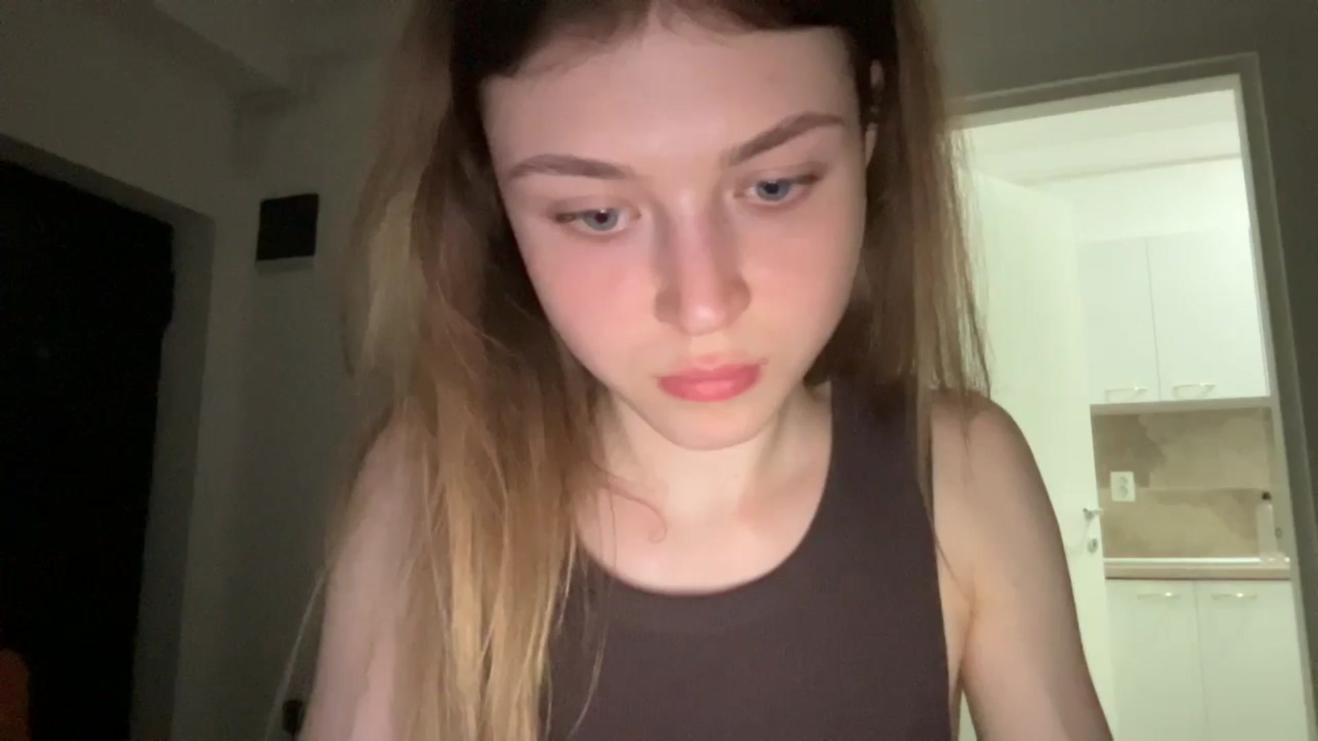 Gallery image thumbnail from Coconut_dream's myfreecams stream on, 06/12/2024, 19:04 image 3 of 20