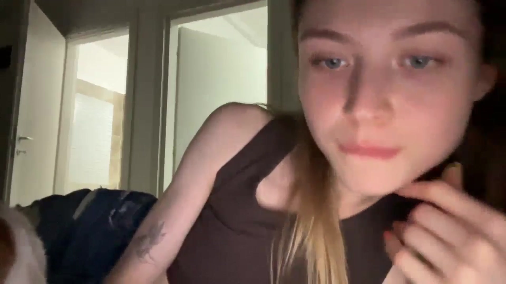 Gallery image thumbnail from Coconut_dream's myfreecams stream on, 06/12/2024, 19:04 image 10 of 20