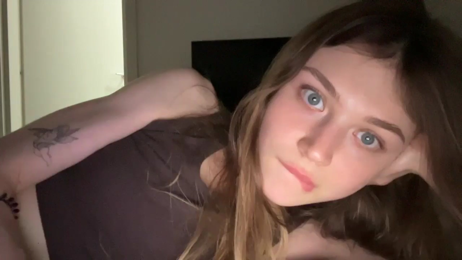 Gallery image thumbnail from Coconut_dream's myfreecams stream on, 06/12/2024, 19:28 image 18 of 20