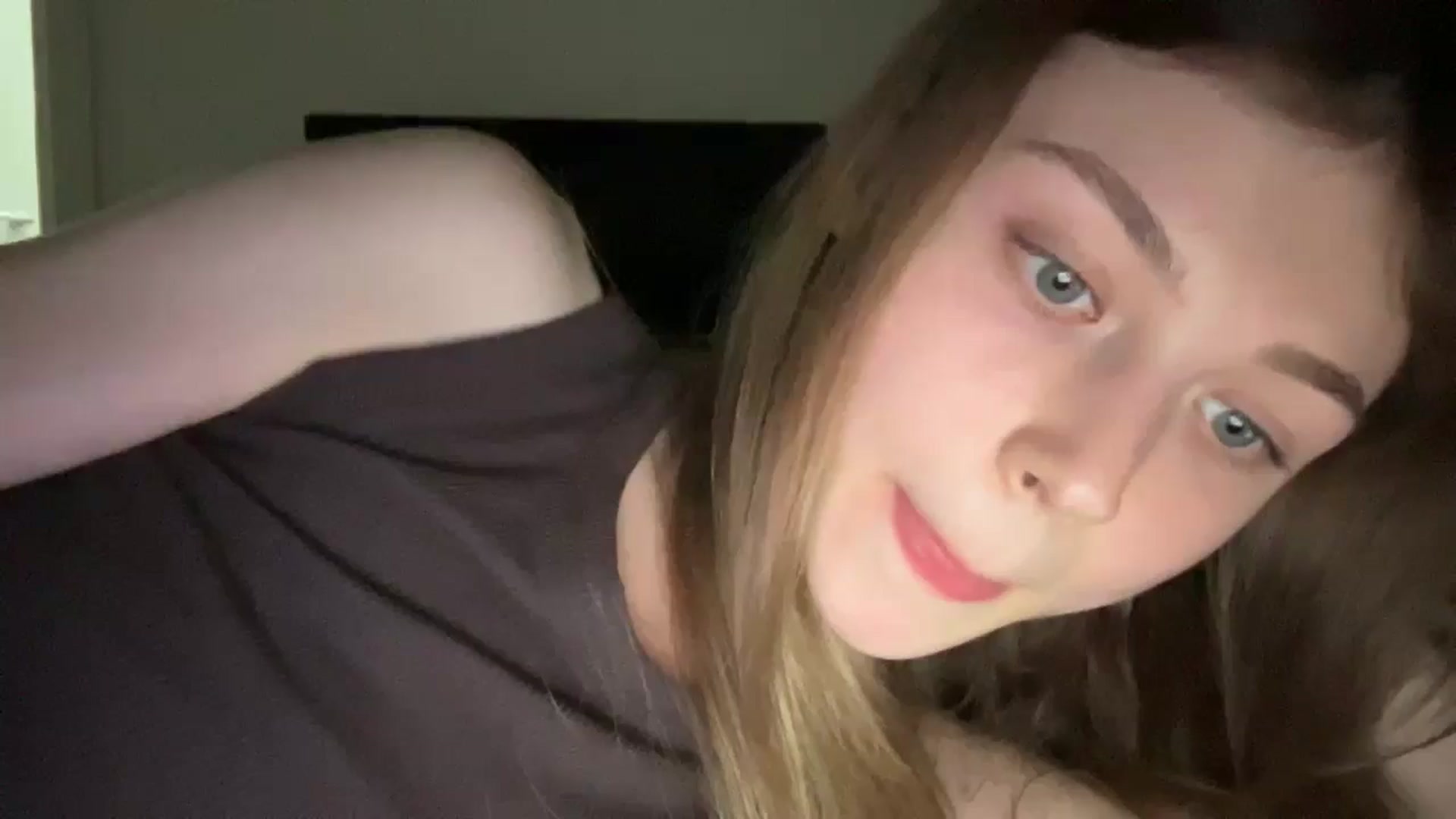 Gallery image thumbnail from Coconut_dream's myfreecams stream on, 06/12/2024, 19:28 image 1 of 20