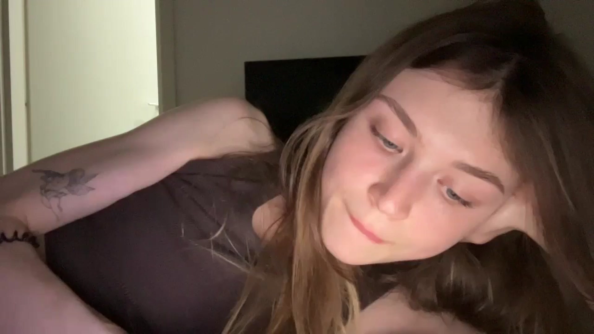 Gallery image thumbnail from Coconut_dream's myfreecams stream on, 06/12/2024, 19:28 image 16 of 20