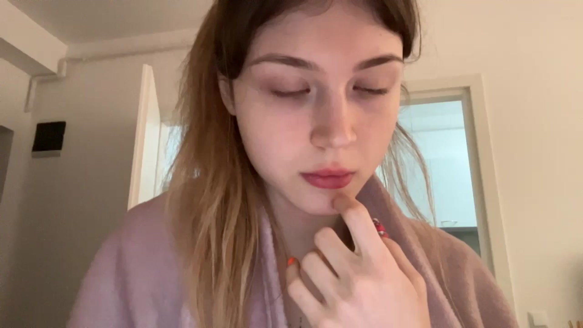 Gallery image thumbnail from Coconut_dream's myfreecams stream on, 06/13/2024, 06:42 image 15 of 20