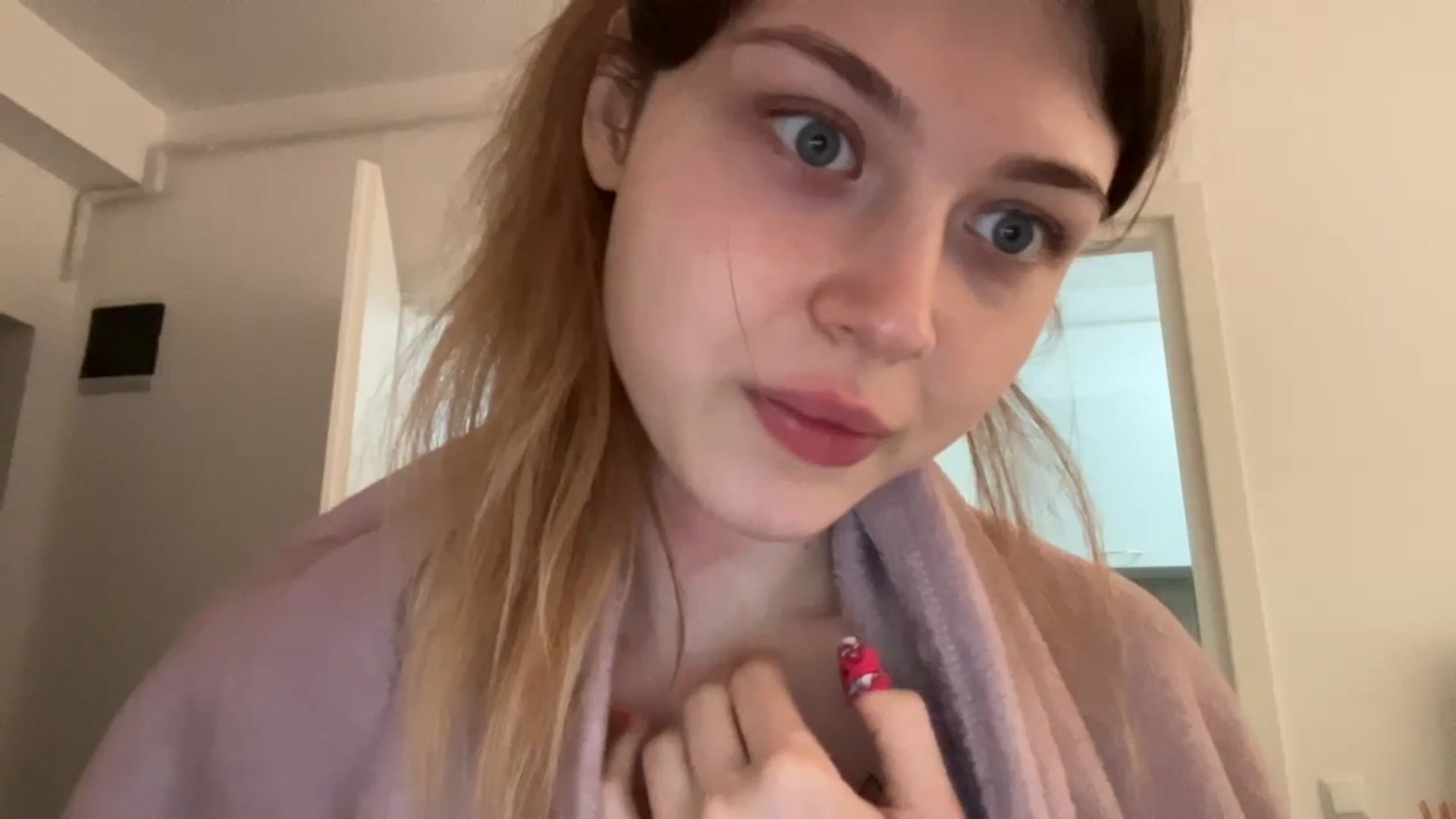 Gallery image thumbnail from Coconut_dream's myfreecams stream on, 06/13/2024, 06:42 image 11 of 20