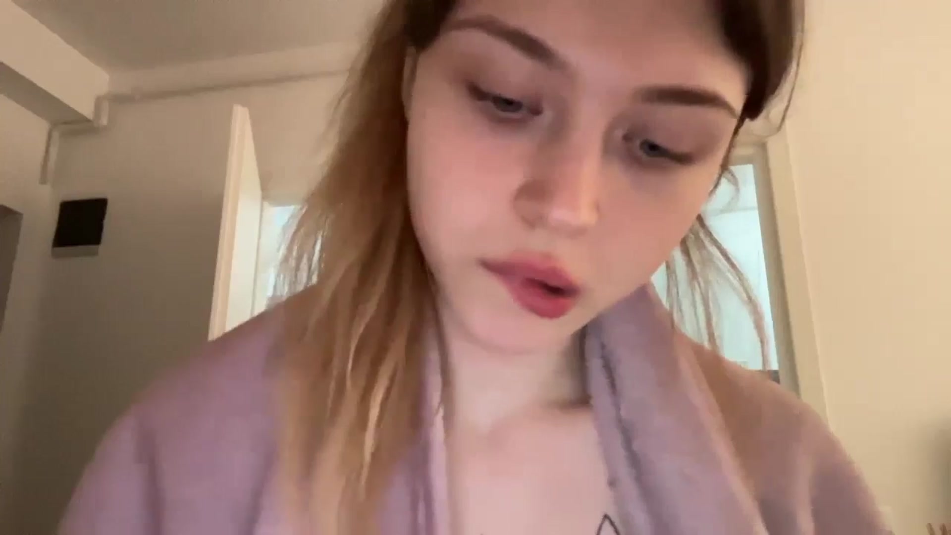 Gallery image thumbnail from Coconut_dream's myfreecams stream on, 06/13/2024, 06:42 image 16 of 20