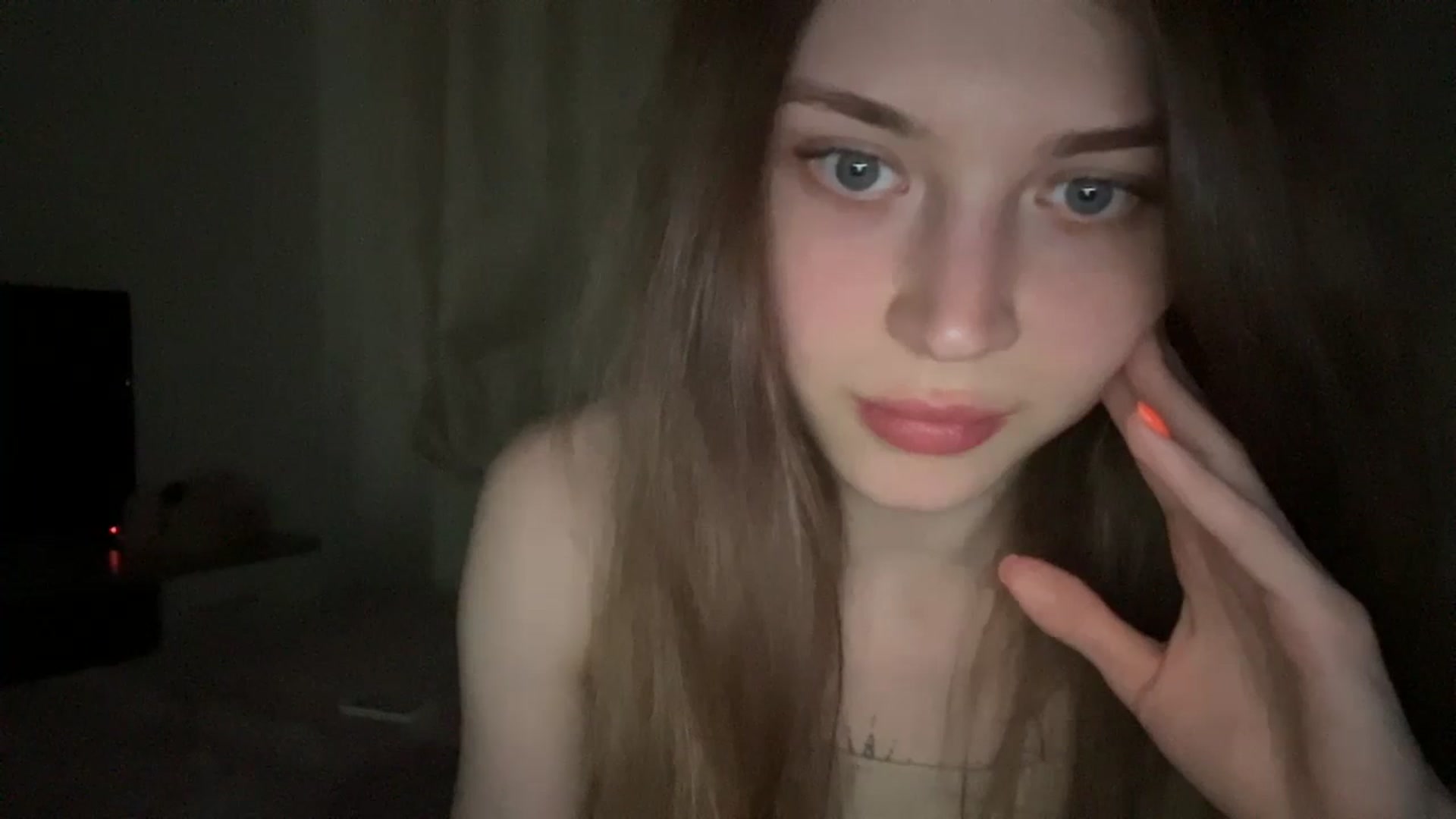 Gallery image thumbnail from Coconut_dream's myfreecams stream on, 06/13/2024, 20:10 image 2 of 20