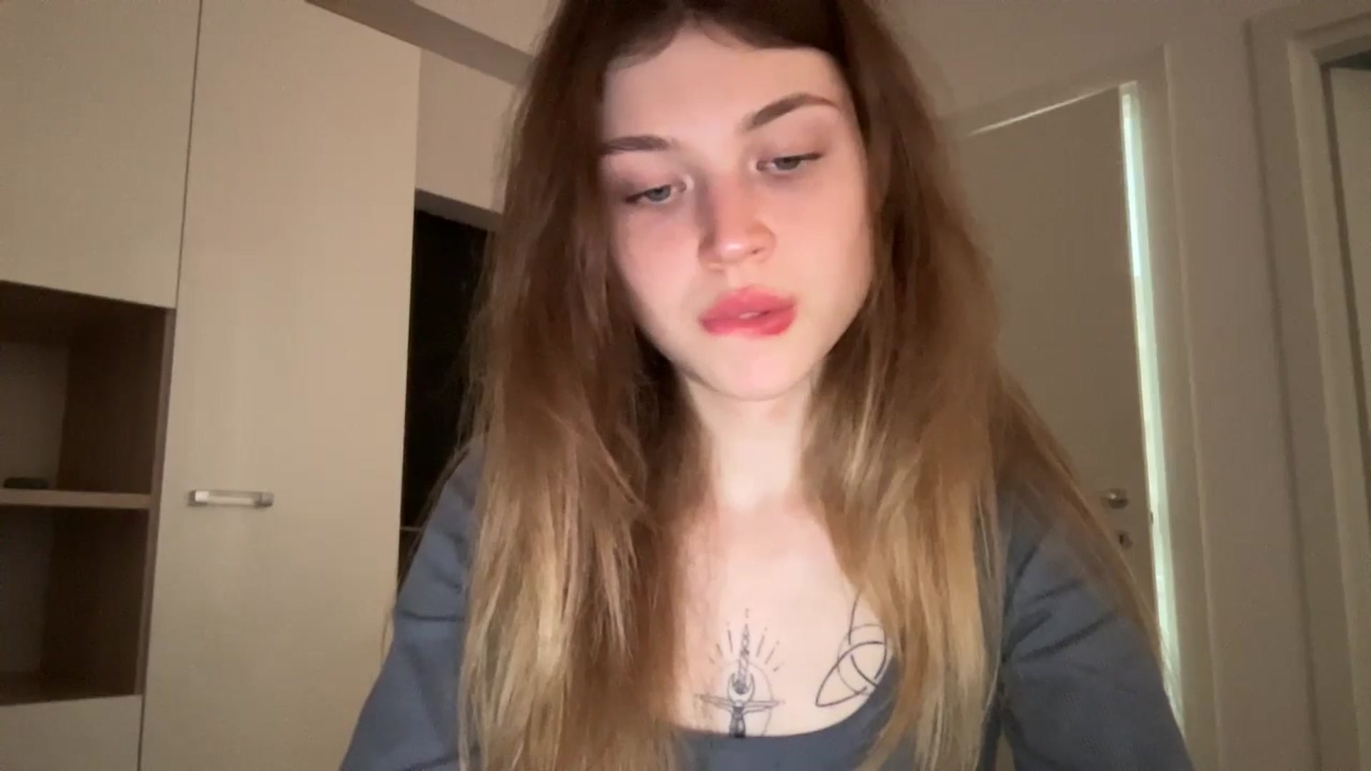 Gallery image thumbnail from Coconut_dream's myfreecams stream on, 06/14/2024, 16:42 image 18 of 20