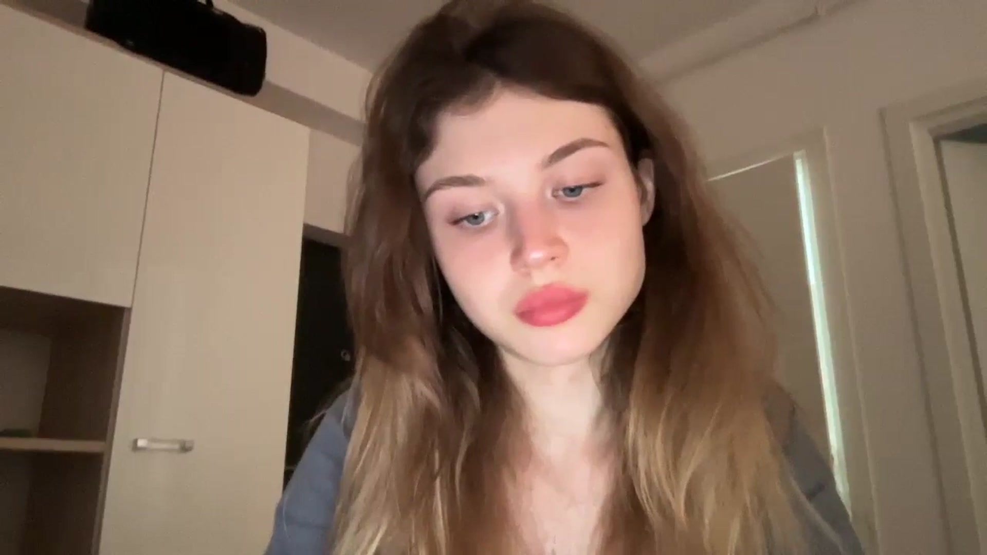 Gallery image thumbnail from Coconut_dream's myfreecams stream on, 06/14/2024, 16:42 image 7 of 20