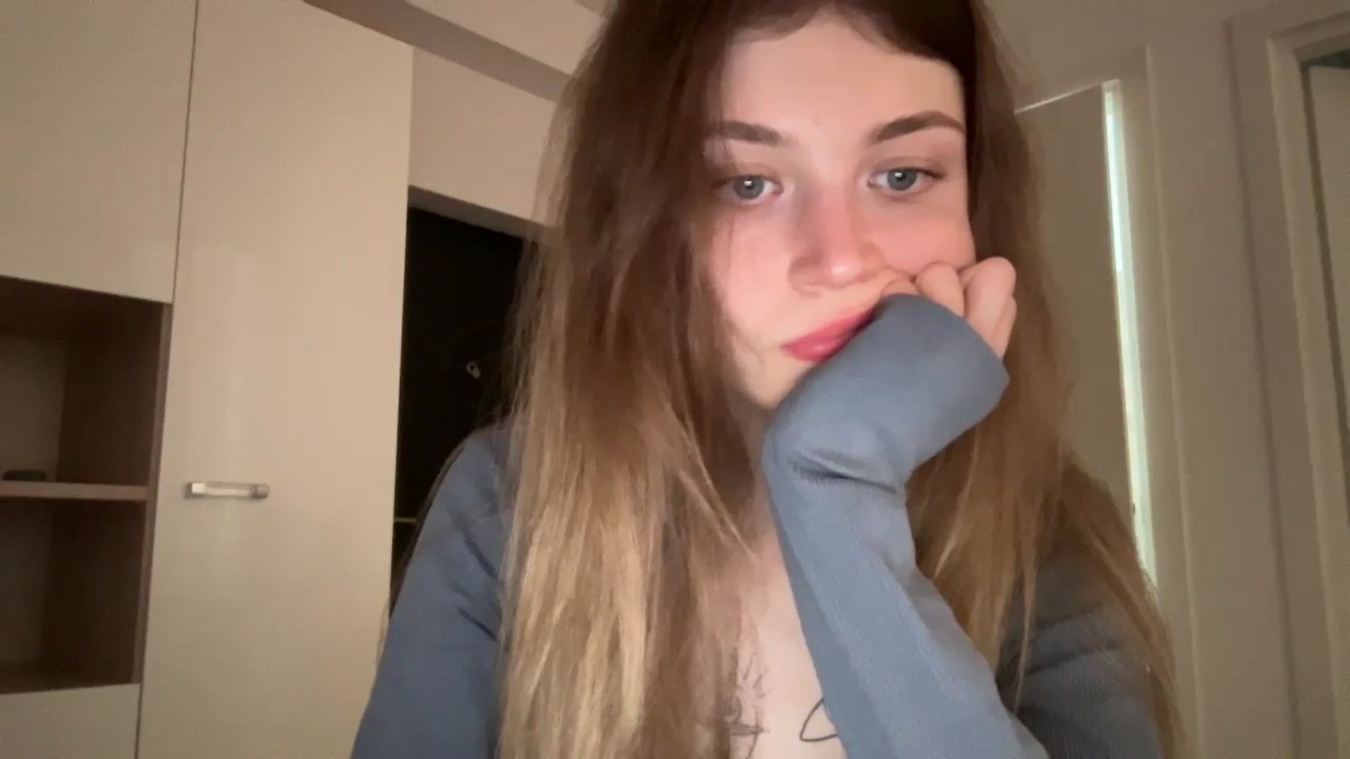 Gallery image thumbnail from Coconut_dream's myfreecams stream on, 06/14/2024, 16:42 image 19 of 20