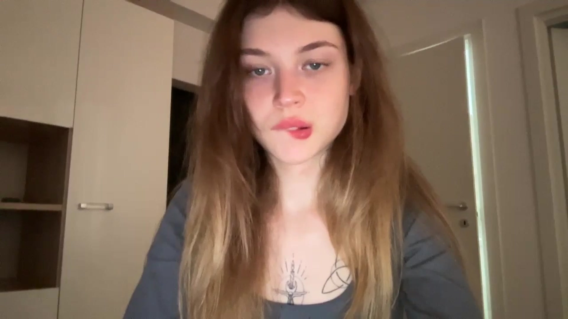 Gallery image thumbnail from Coconut_dream's myfreecams stream on, 06/14/2024, 16:42 image 17 of 20