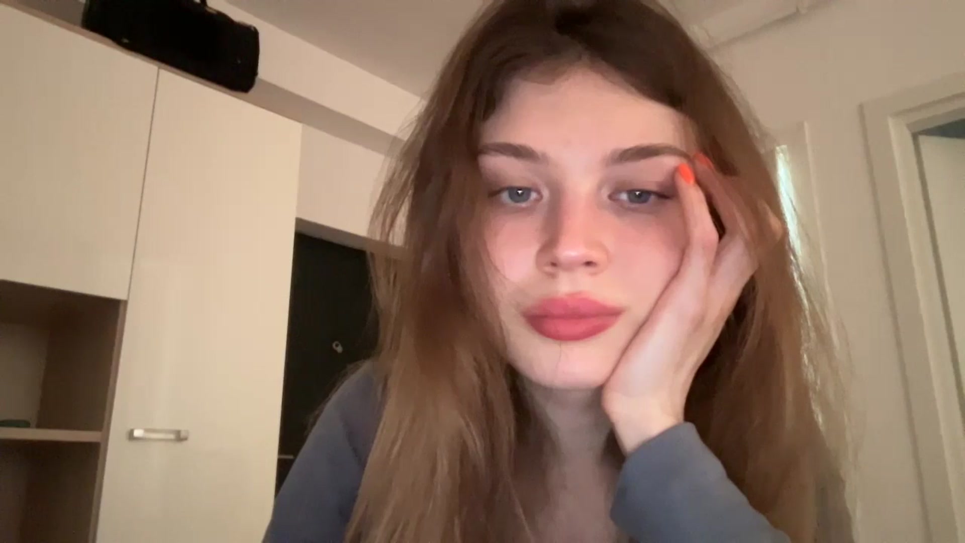 Gallery image thumbnail from Coconut_dream's myfreecams stream on, 06/14/2024, 16:42 image 8 of 20