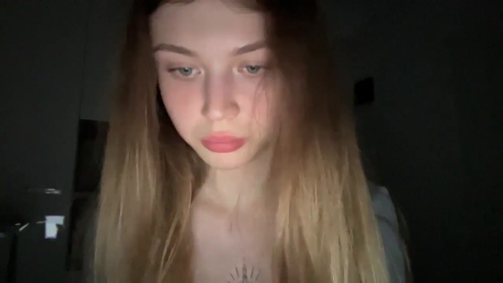 Gallery image thumbnail from Coconut_dream's myfreecams stream on, 06/14/2024, 18:13 image 5 of 20