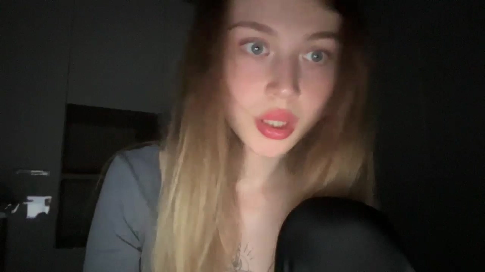 Gallery image thumbnail from Coconut_dream's myfreecams stream on, 06/14/2024, 18:13 image 17 of 20