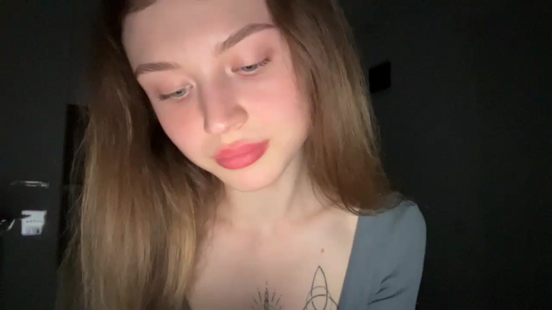 Gallery image thumbnail from Coconut_dream's myfreecams stream on, 06/14/2024, 18:36 image 8 of 20