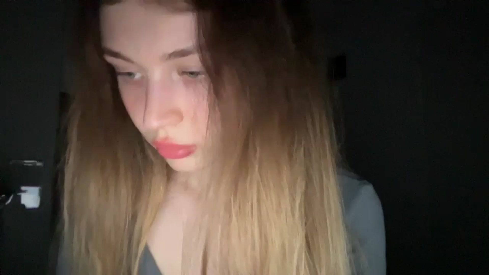 Gallery image thumbnail from Coconut_dream's myfreecams stream on, 06/14/2024, 18:36 image 2 of 20
