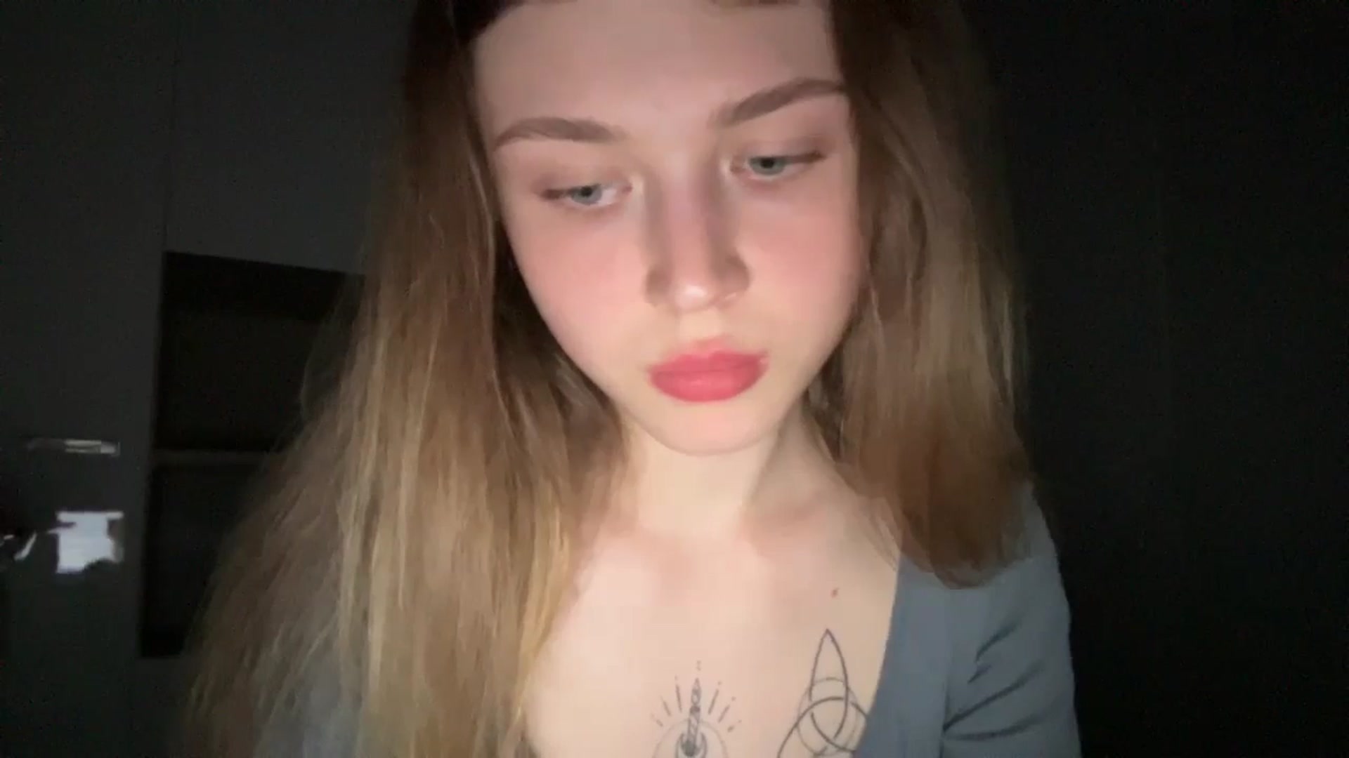 Gallery image thumbnail from Coconut_dream's myfreecams stream on, 06/14/2024, 18:36 image 10 of 20