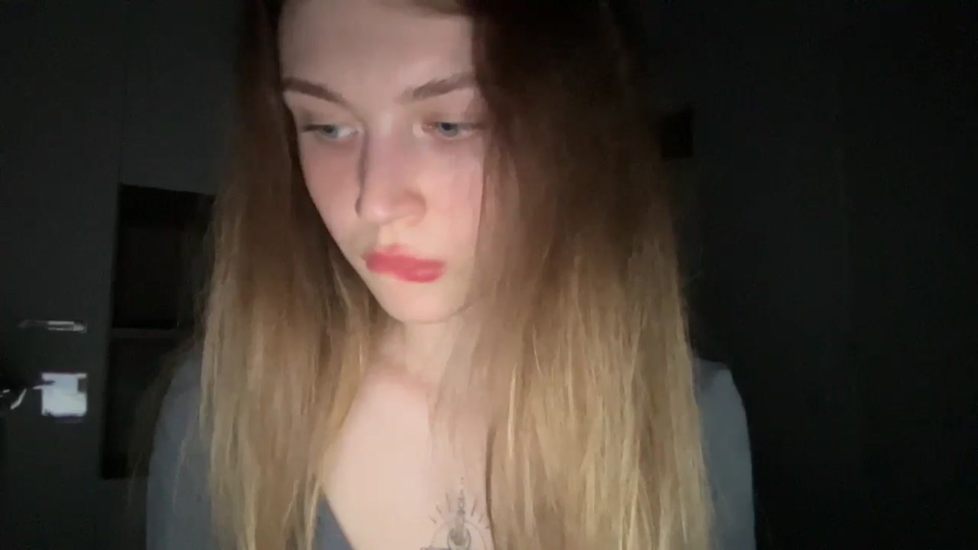 Gallery image thumbnail from Coconut_dream's myfreecams stream on, 06/14/2024, 18:36 image 4 of 20