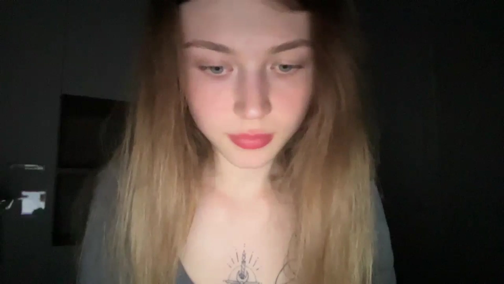 Gallery image thumbnail from Coconut_dream's myfreecams stream on, 06/14/2024, 18:36 image 3 of 20