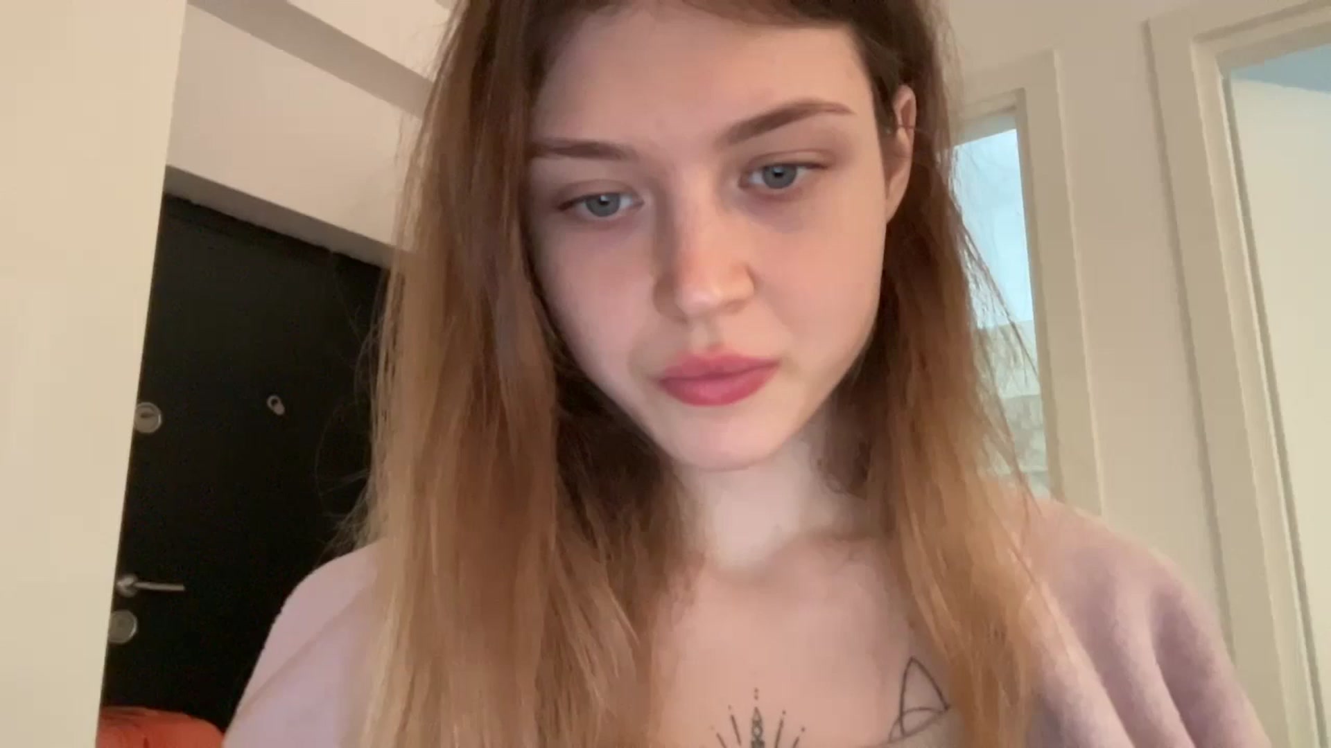 Gallery image thumbnail from Coconut_dream's myfreecams stream on, 06/15/2024, 08:07 image 7 of 20