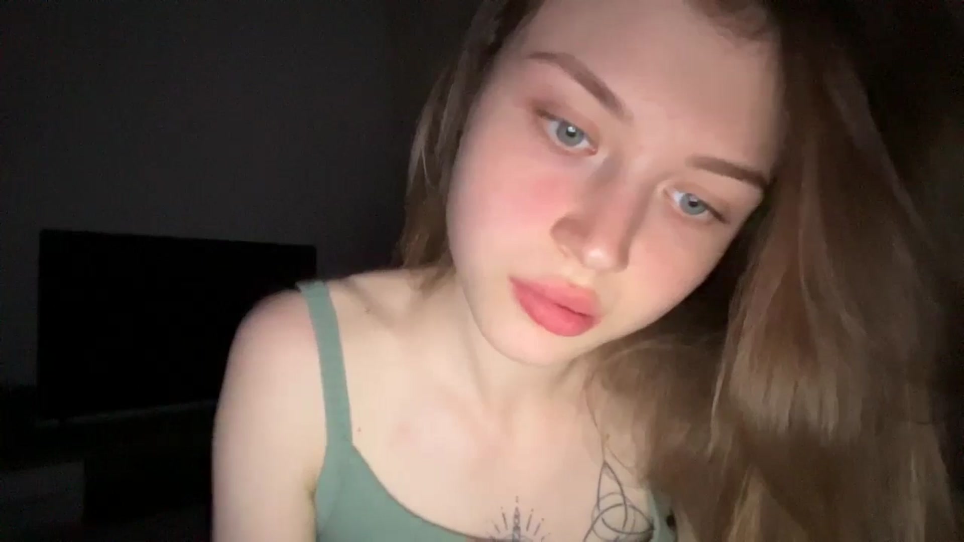Gallery image thumbnail from Coconut_dream's myfreecams stream on, 06/15/2024, 18:25 image 18 of 20