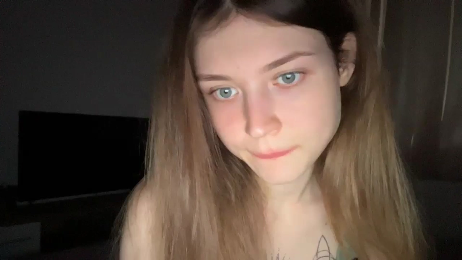 Gallery image thumbnail from Coconut_dream's myfreecams stream on, 06/15/2024, 18:25 image 11 of 20