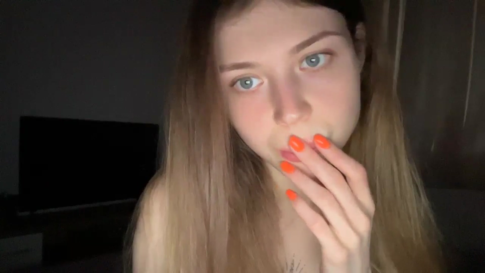 Gallery image thumbnail from Coconut_dream's myfreecams stream on, 06/15/2024, 18:25 image 13 of 20