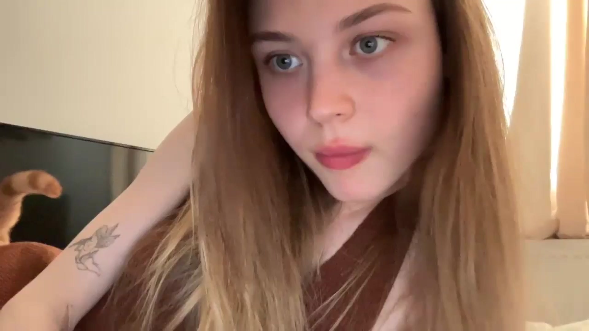 Gallery image thumbnail from Coconut_dream's myfreecams stream on, 06/16/2024, 12:49 image 20 of 20