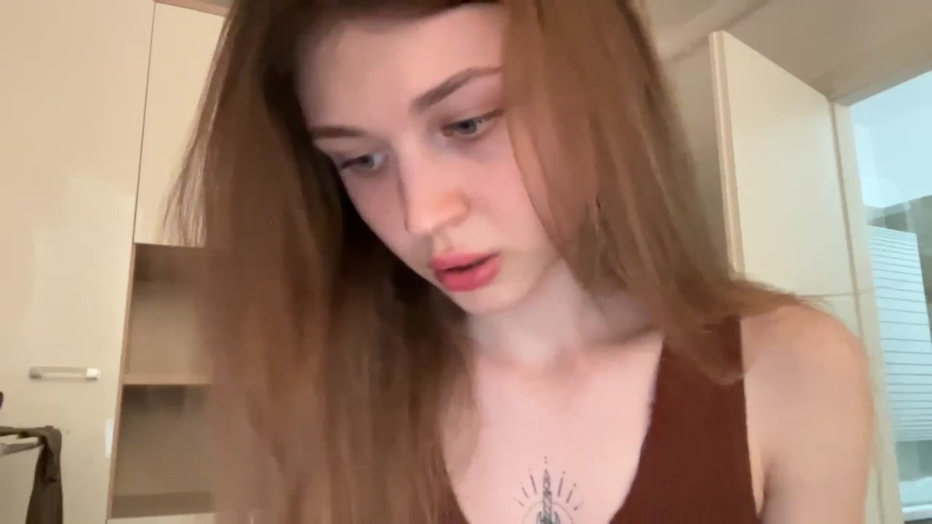 Gallery image thumbnail from Coconut_dream's myfreecams stream on, 06/16/2024, 12:49 image 9 of 20
