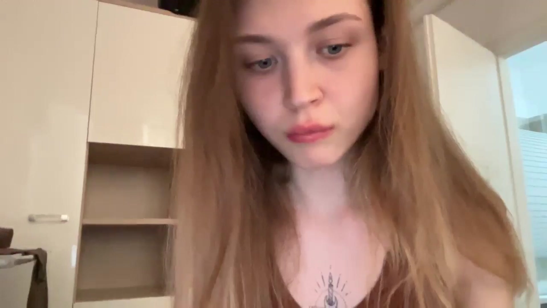Gallery image thumbnail from Coconut_dream's myfreecams stream on, 06/16/2024, 12:49 image 10 of 20