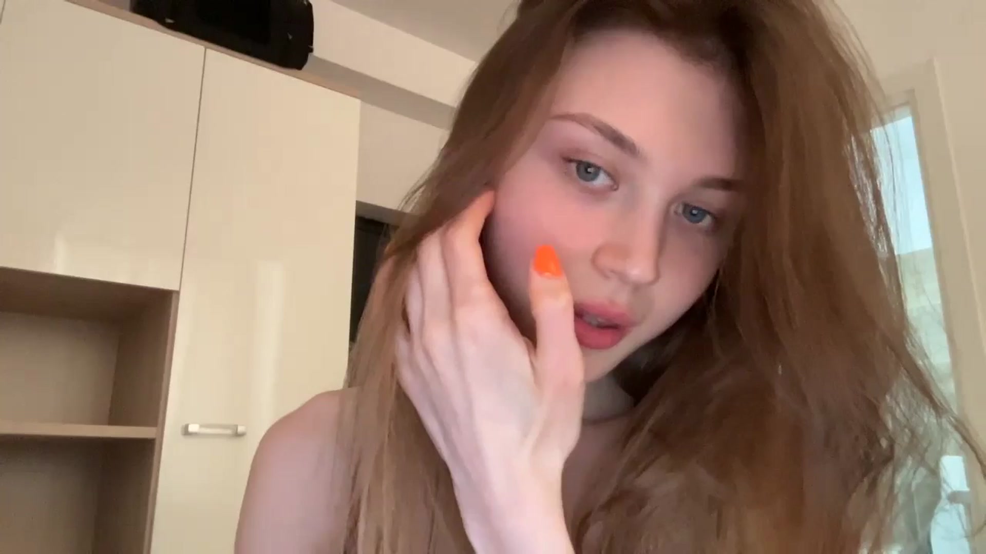 Gallery image thumbnail from Coconut_dream's myfreecams stream on, 06/16/2024, 14:10 image 8 of 20