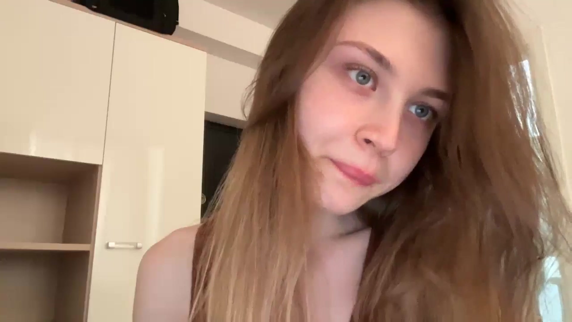 Gallery image thumbnail from Coconut_dream's myfreecams stream on, 06/16/2024, 14:10 image 7 of 20