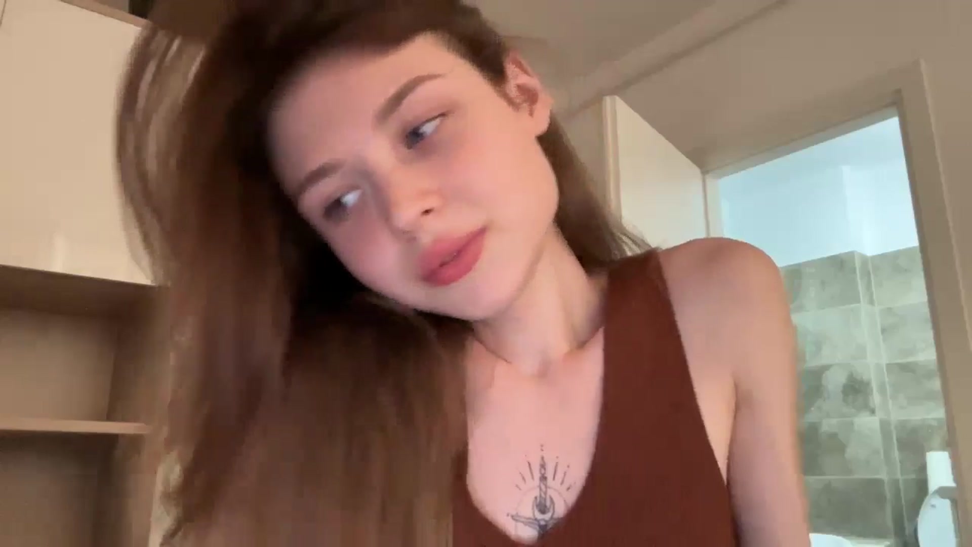 Gallery image thumbnail from Coconut_dream's myfreecams stream on, 06/16/2024, 14:10 image 6 of 20