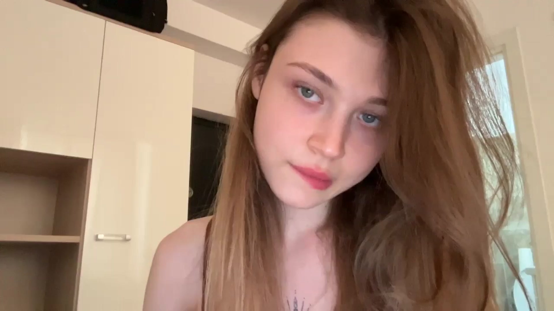 Gallery image thumbnail from Coconut_dream's myfreecams stream on, 06/16/2024, 14:10 image 4 of 20