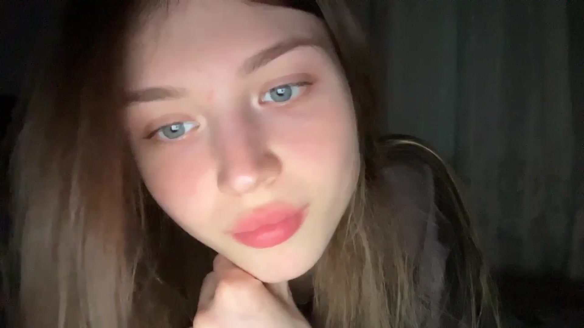 Gallery image thumbnail from Coconut_dream's myfreecams stream on, 06/17/2024, 19:16 image 7 of 20