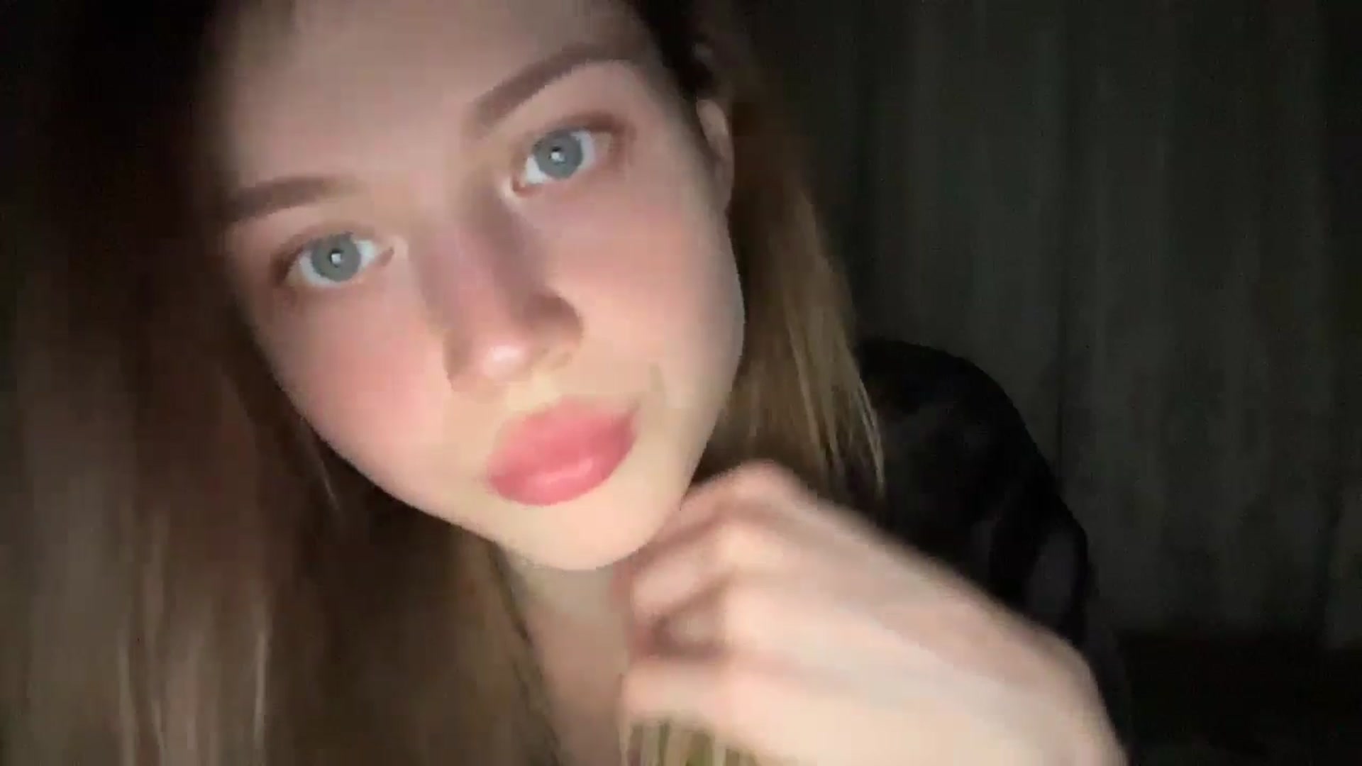 Gallery image thumbnail from Coconut_dream's myfreecams stream on, 06/17/2024, 19:16 image 10 of 20