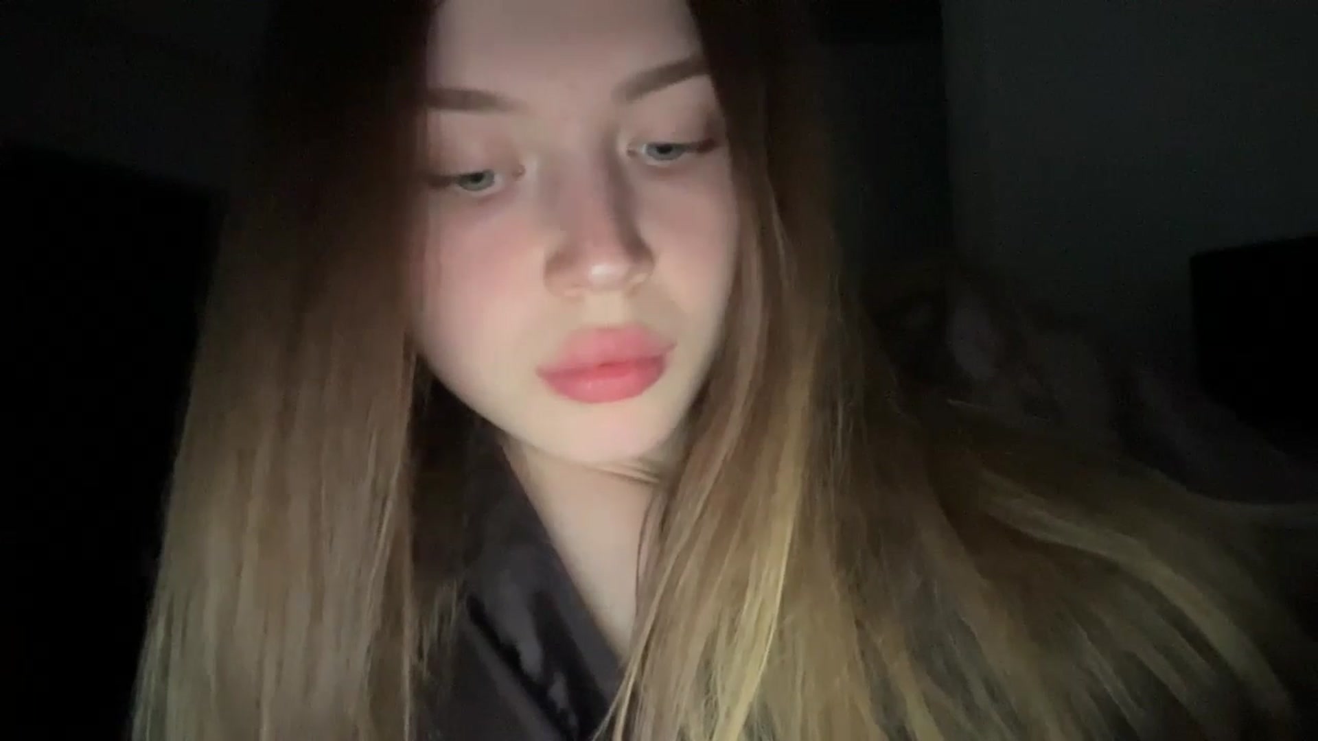Gallery image thumbnail from Coconut_dream's myfreecams stream on, 06/17/2024, 19:16 image 2 of 20