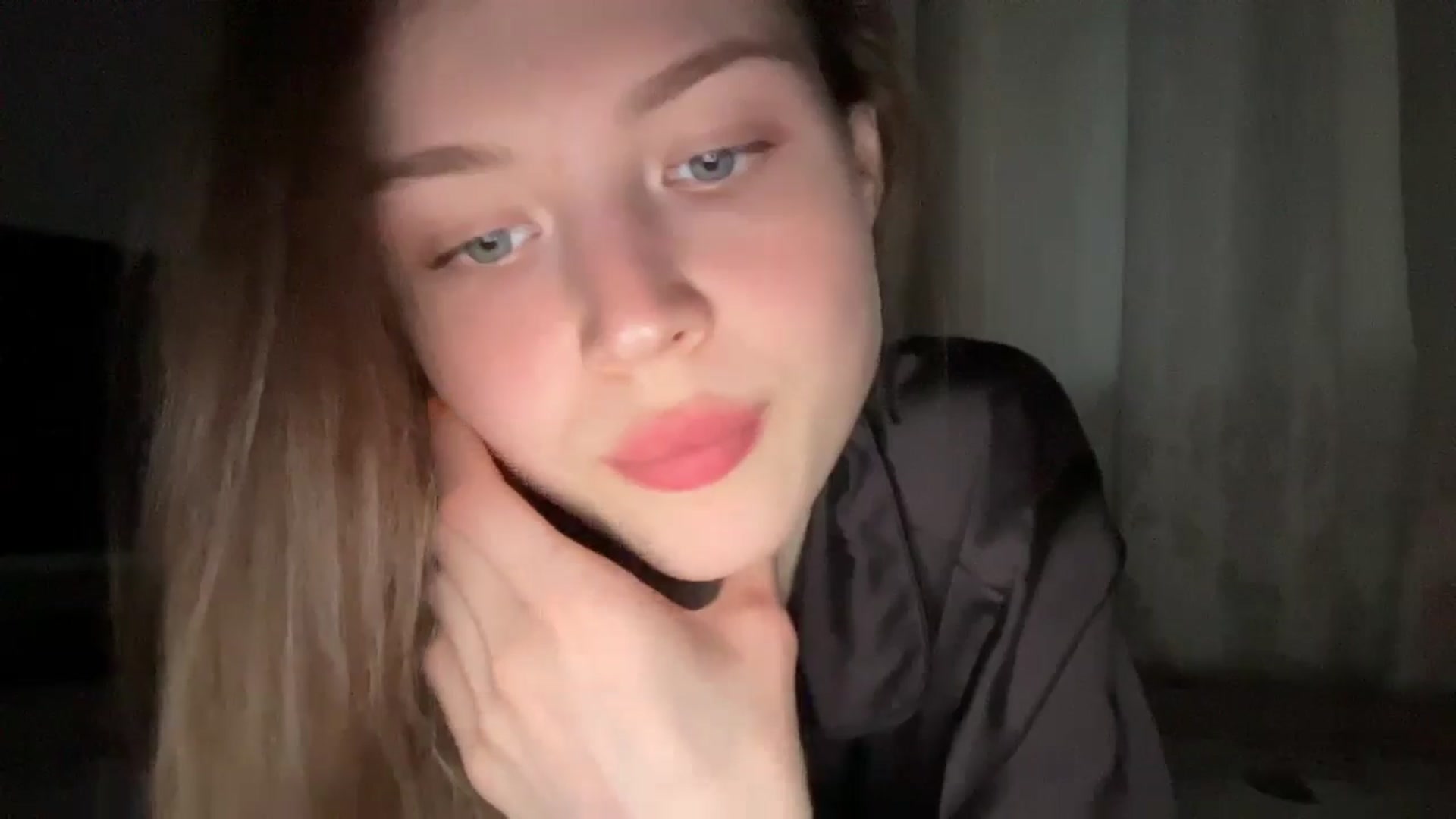 Gallery image thumbnail from Coconut_dream's myfreecams stream on, 06/17/2024, 19:16 image 5 of 20
