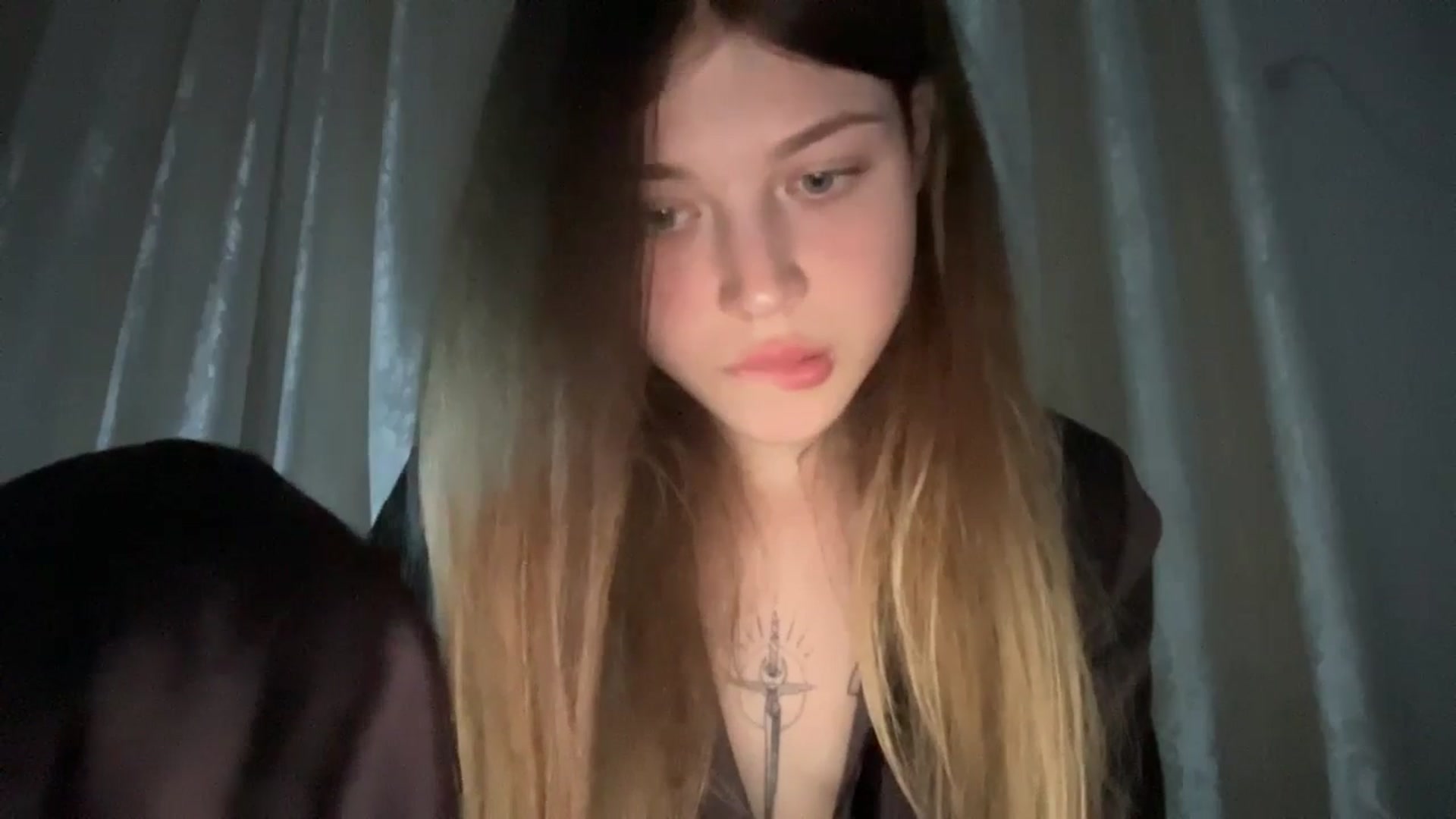 Gallery image thumbnail from Coconut_dream's myfreecams stream on, 06/17/2024, 20:06 image 17 of 20
