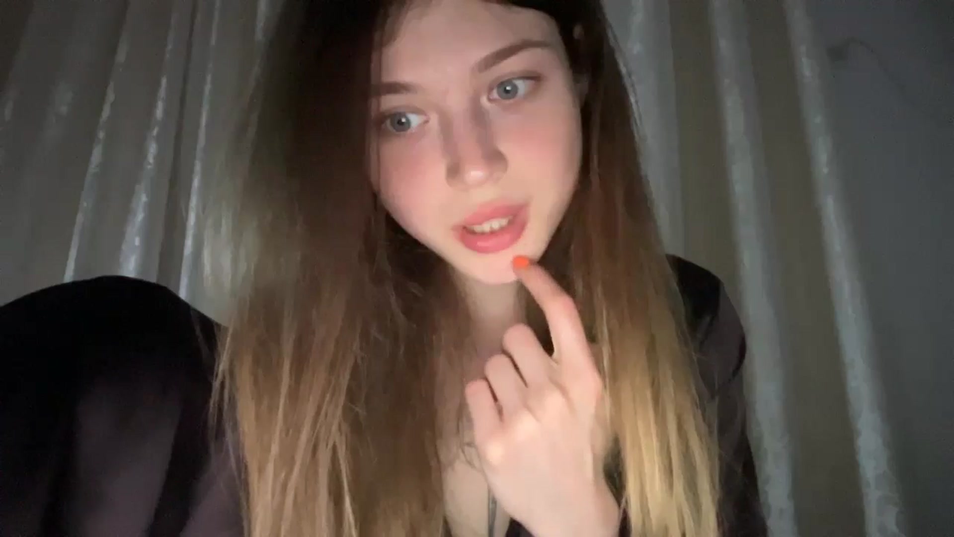 Gallery image thumbnail from Coconut_dream's myfreecams stream on, 06/17/2024, 20:06 image 11 of 20