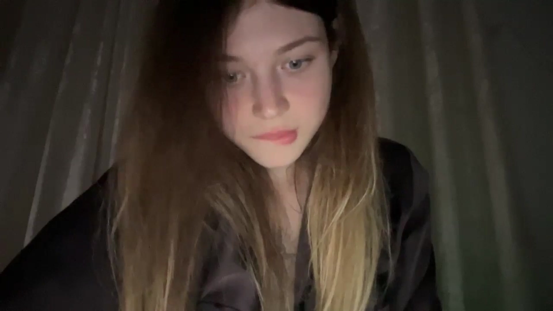 Gallery image thumbnail from Coconut_dream's myfreecams stream on, 06/17/2024, 20:06 image 7 of 20