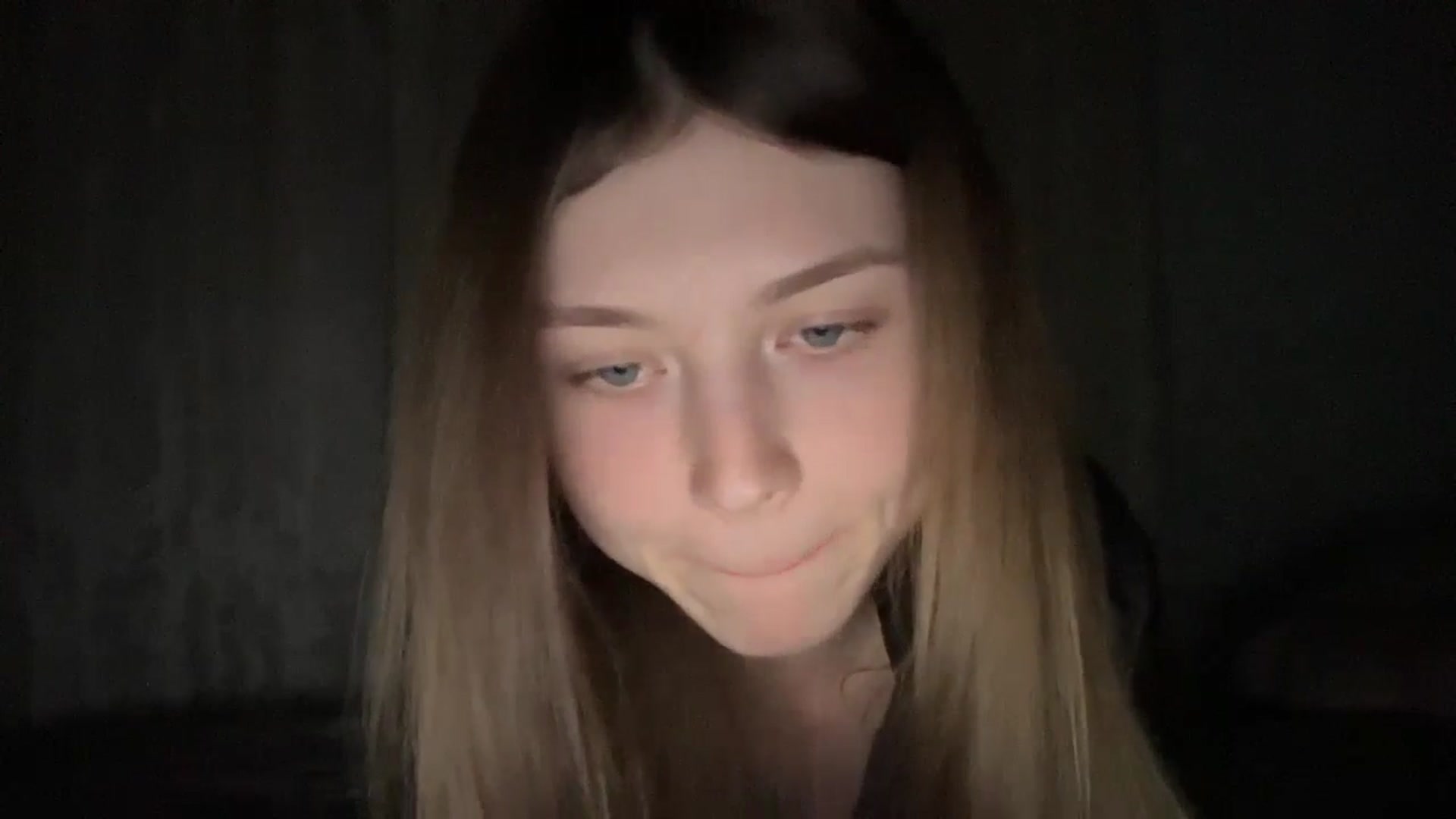 Gallery image thumbnail from Coconut_dream's myfreecams stream on, 06/17/2024, 20:48 image 15 of 20