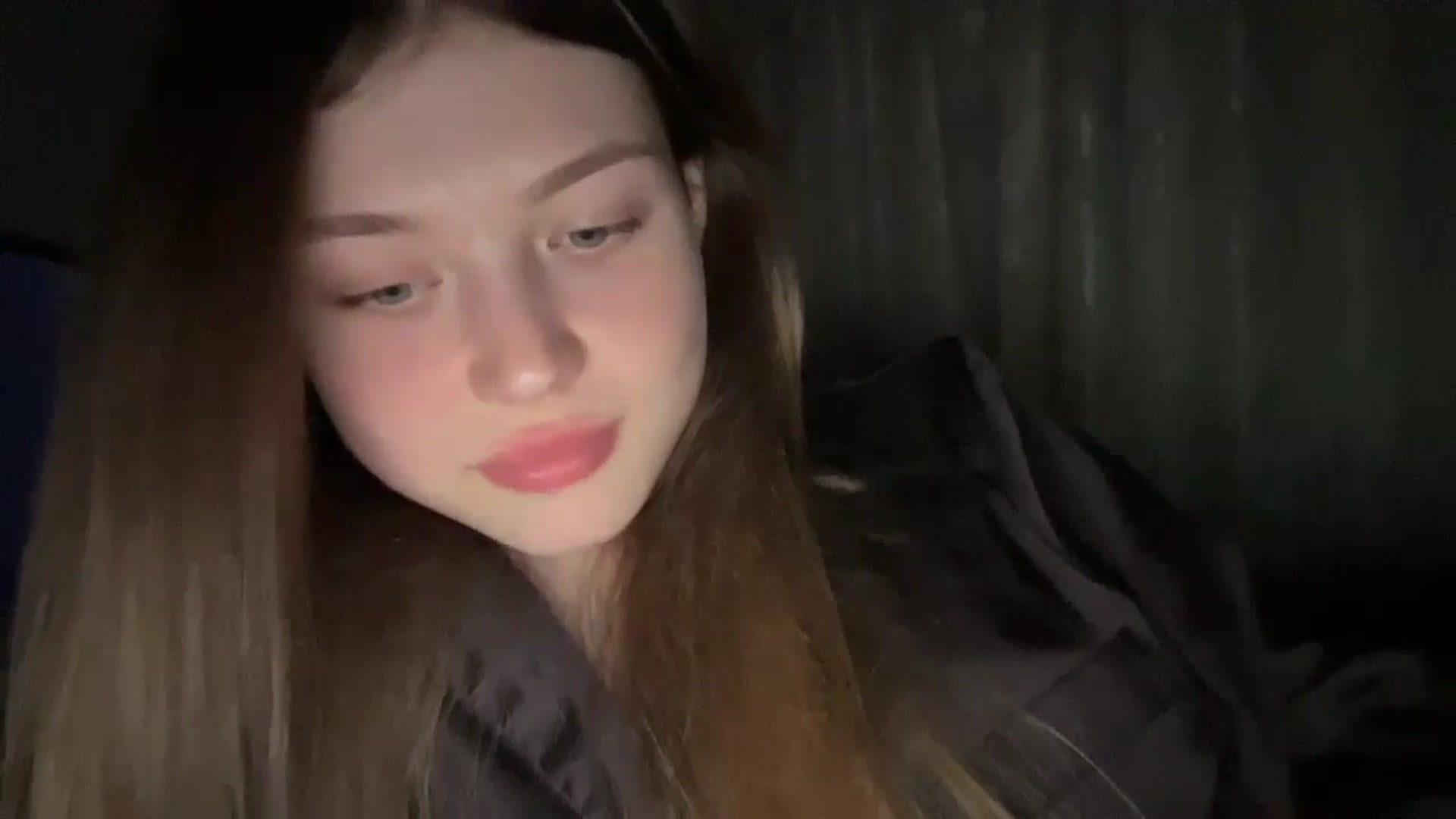 Gallery image thumbnail from Coconut_dream's myfreecams stream on, 06/17/2024, 20:48 image 10 of 20