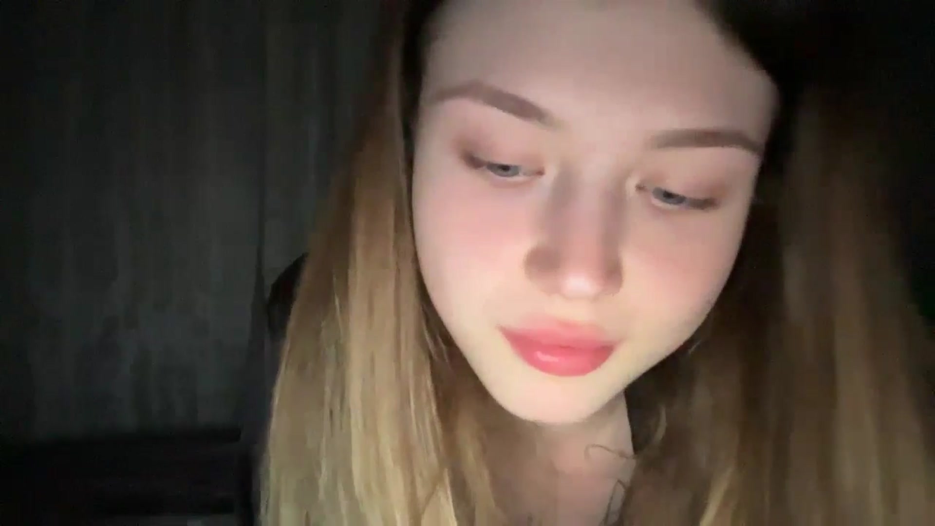 Gallery image thumbnail from Coconut_dream's myfreecams stream on, 06/17/2024, 20:48 image 20 of 20