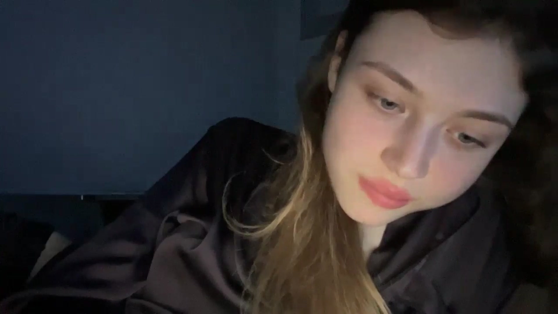 Gallery image thumbnail from Coconut_dream's myfreecams stream on, 06/18/2024, 19:32 image 16 of 20