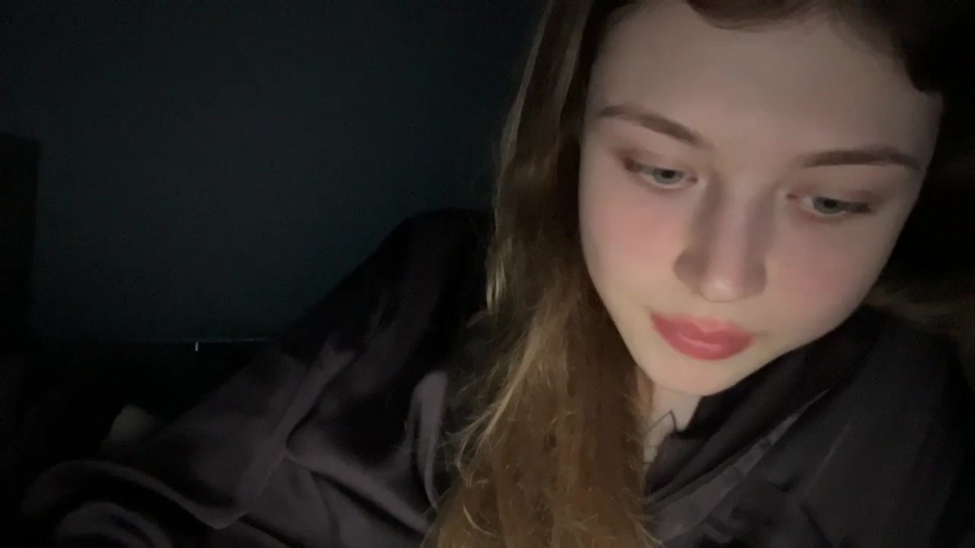 Gallery image thumbnail from Coconut_dream's myfreecams stream on, 06/18/2024, 19:32 image 12 of 20