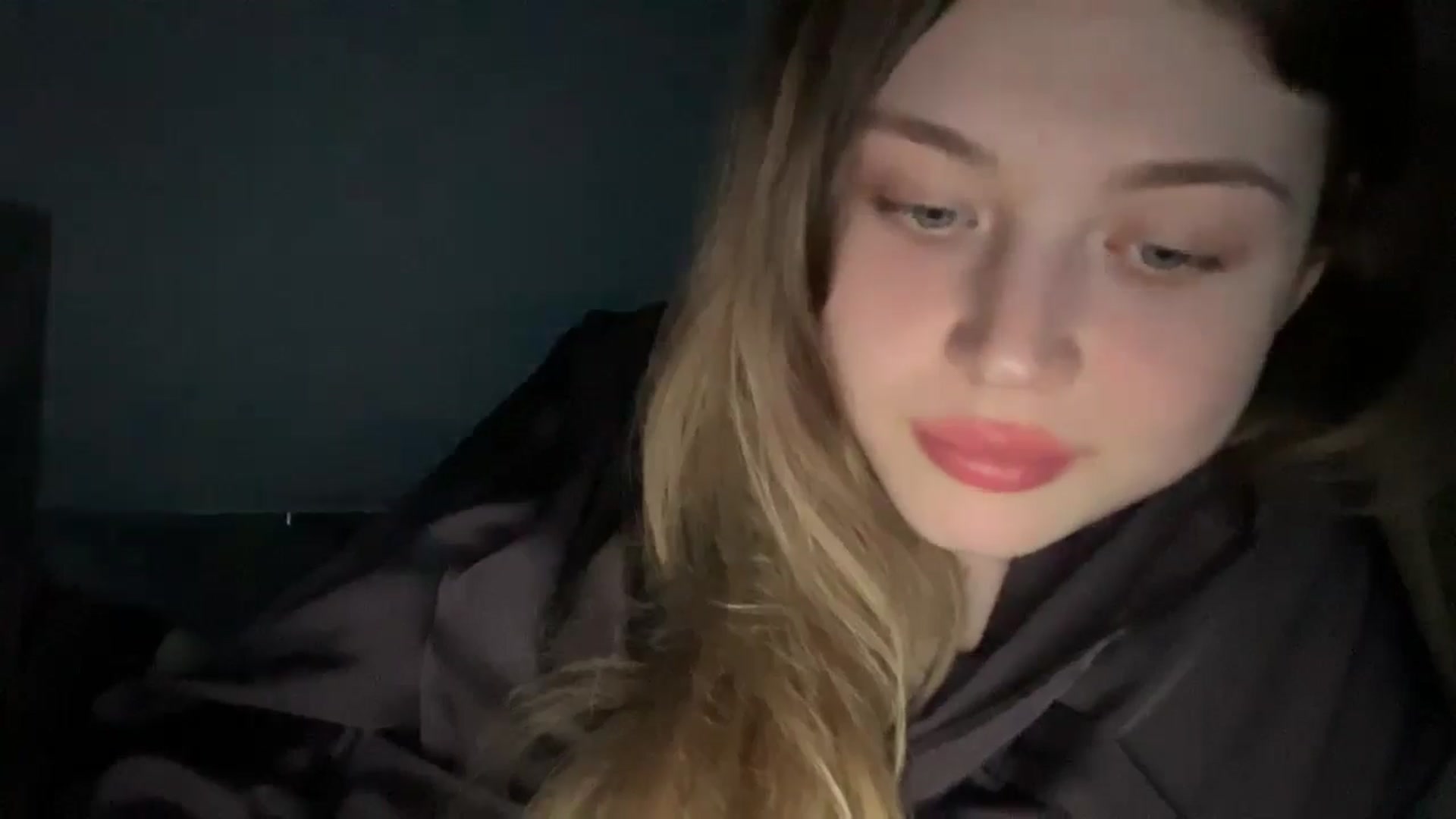 Gallery image thumbnail from Coconut_dream's myfreecams stream on, 06/18/2024, 19:32 image 14 of 20
