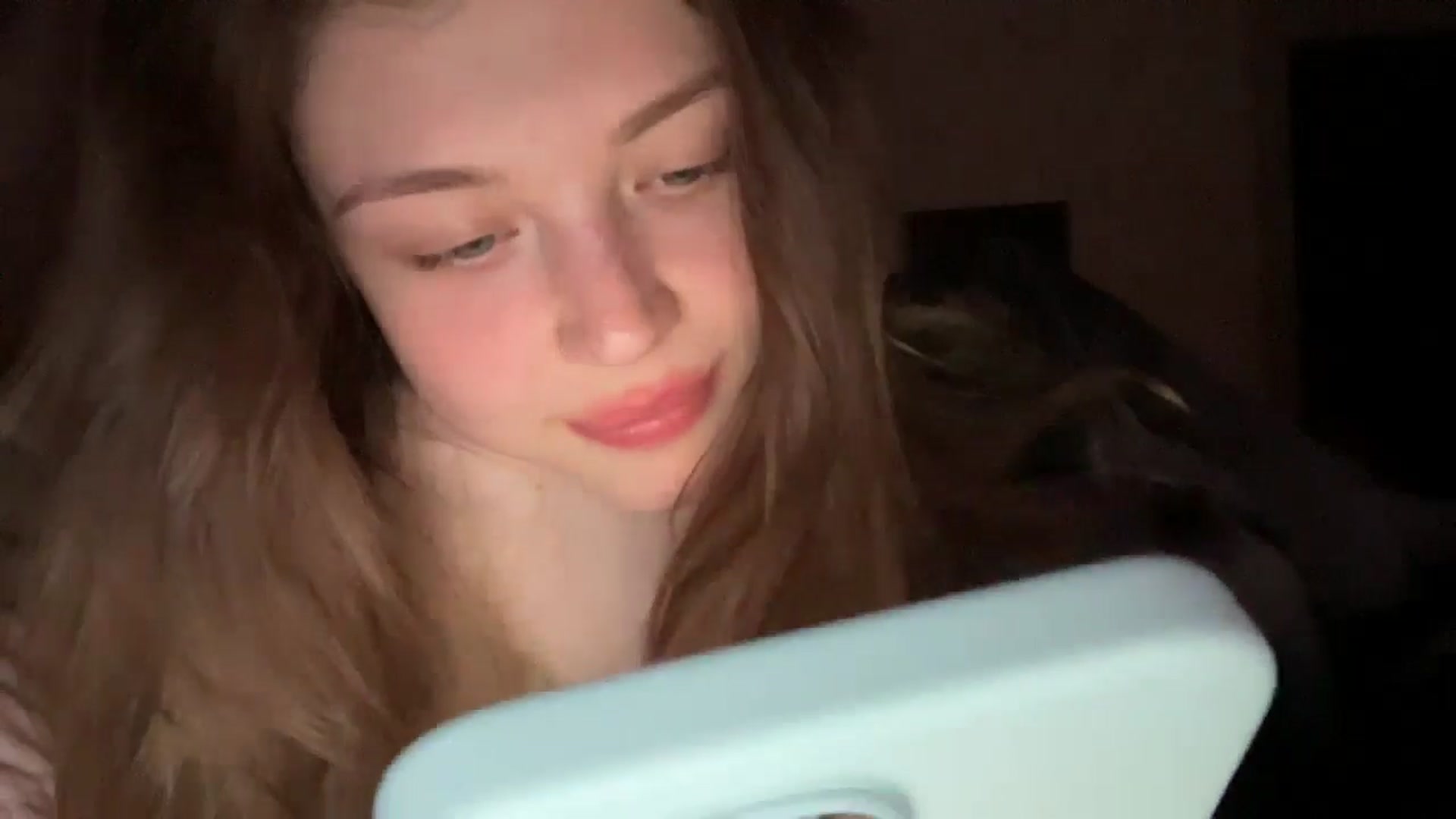 Gallery image thumbnail from Coconut_dream's myfreecams stream on, 06/18/2024, 19:53 image 8 of 20