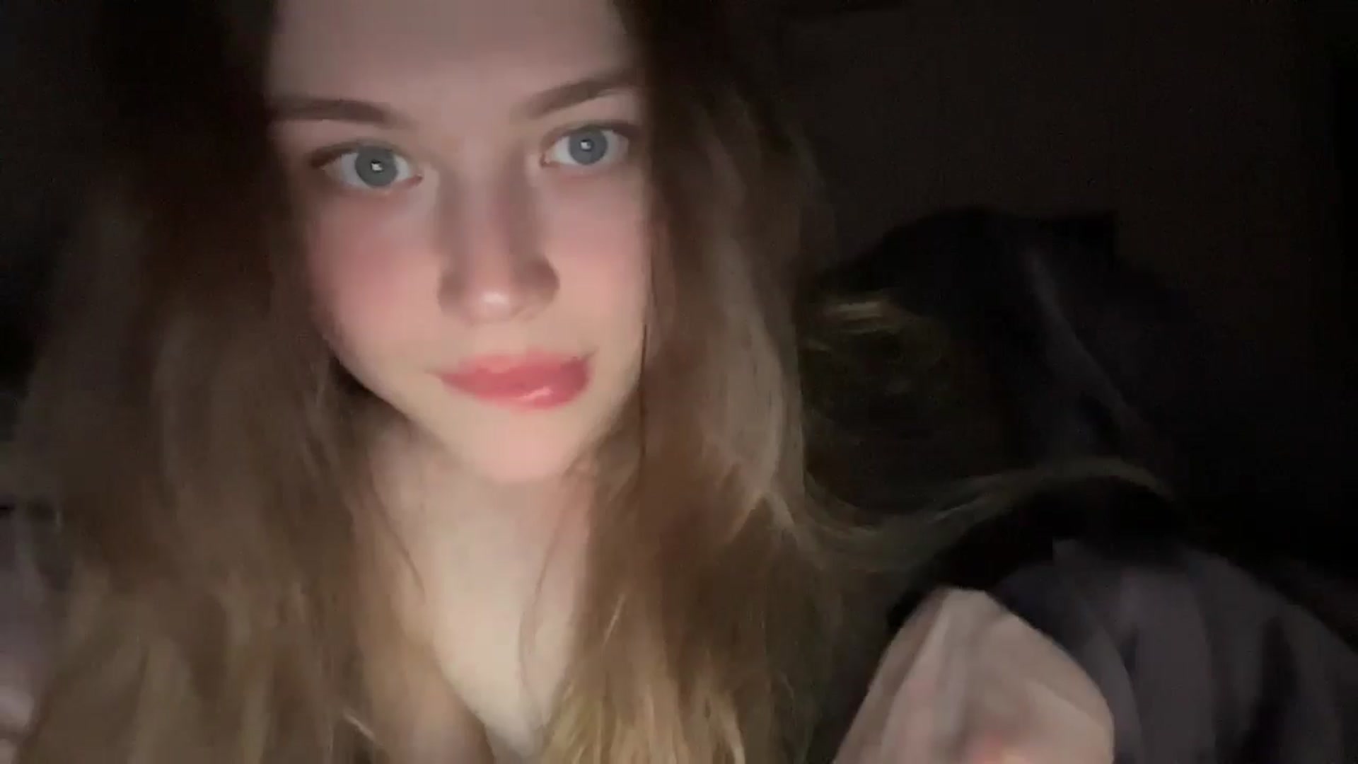Gallery image thumbnail from Coconut_dream's myfreecams stream on, 06/18/2024, 19:53 image 10 of 20
